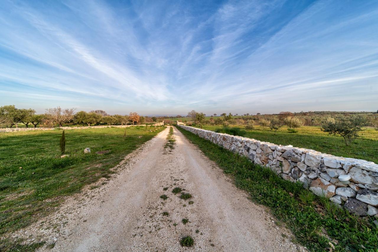 Agriturismo Tenuta Del Grillaio Acquaviva delle Fonti Eksteriør bilde